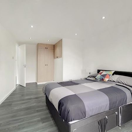 Lovely 4 Bed Apartment Perfect For Families! London Exterior photo